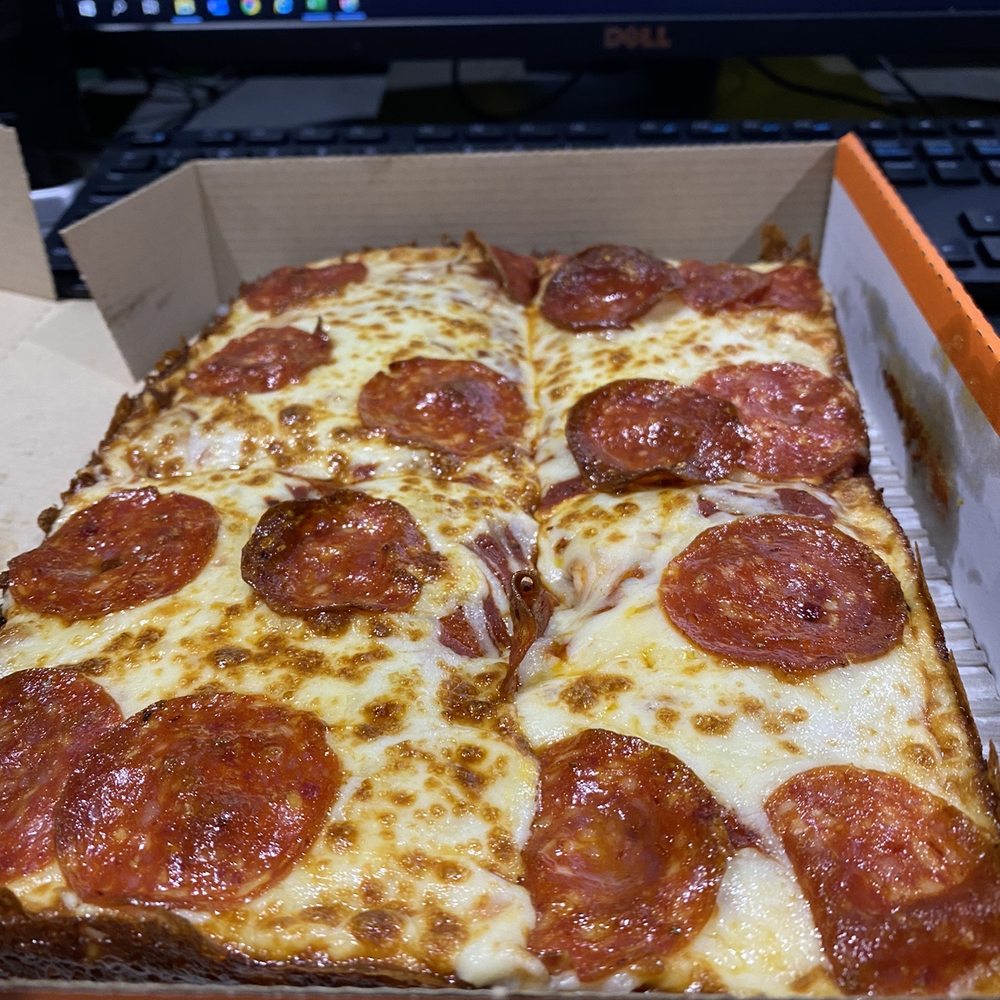 Little Caesars Deep Dish: Dive into Deliciousness