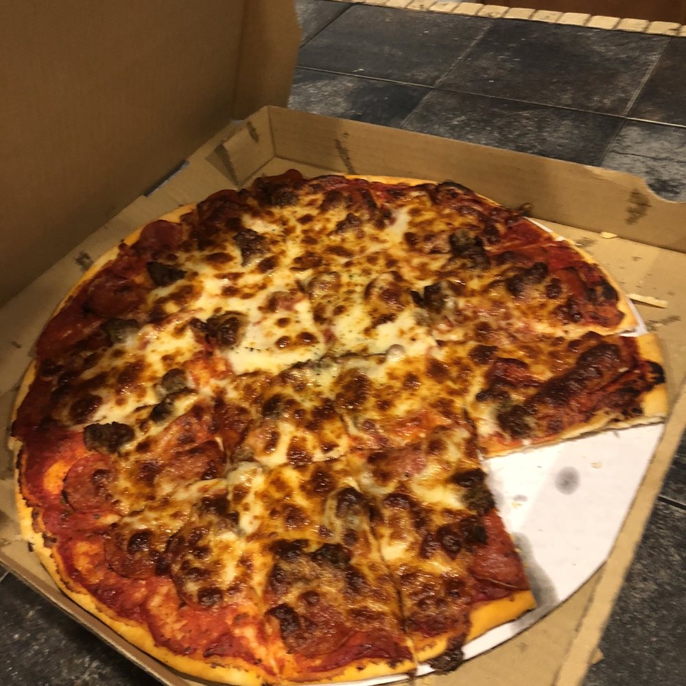 9 Inch Pizza: Petite Pleasures, Big Flavor