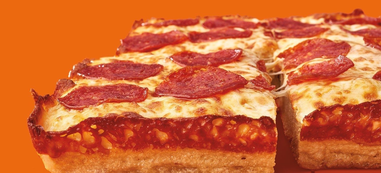 Little Caesars Deep Dish: Dive into Deliciousness